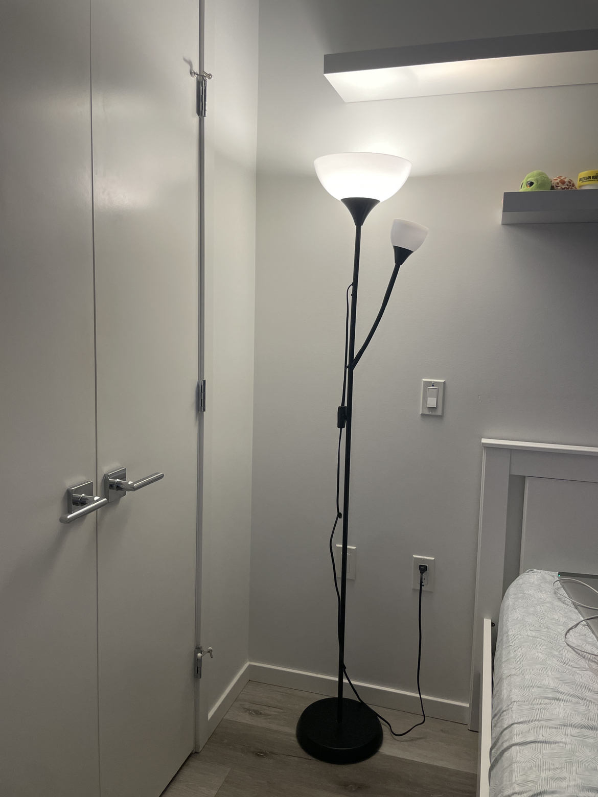 IKEA Floor Lamp - photo 2
