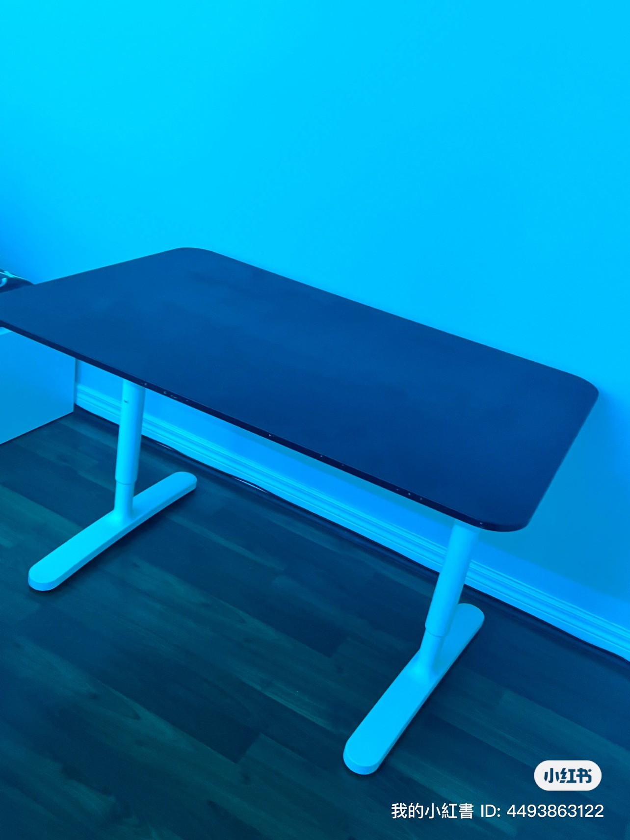 IKEA table for sale thumbnail