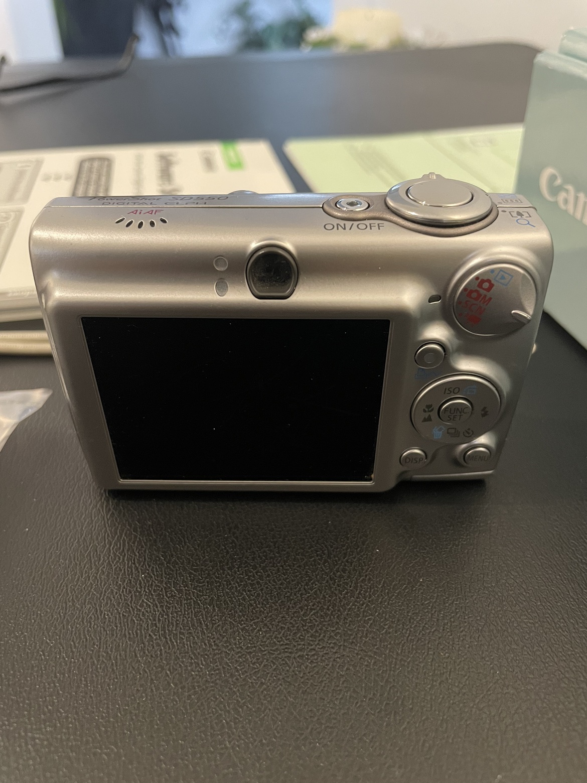 Canon PowerShot SD550 Digital ELPH Camera - photo 3