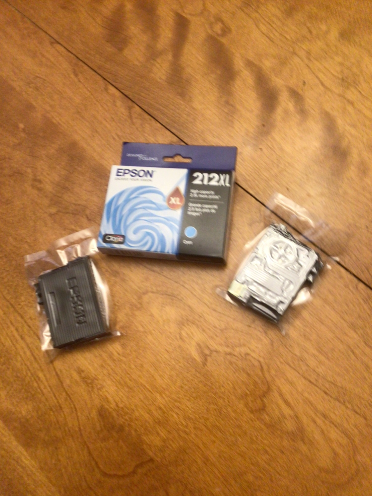 Epson wireless printer with ink image indicator(4)