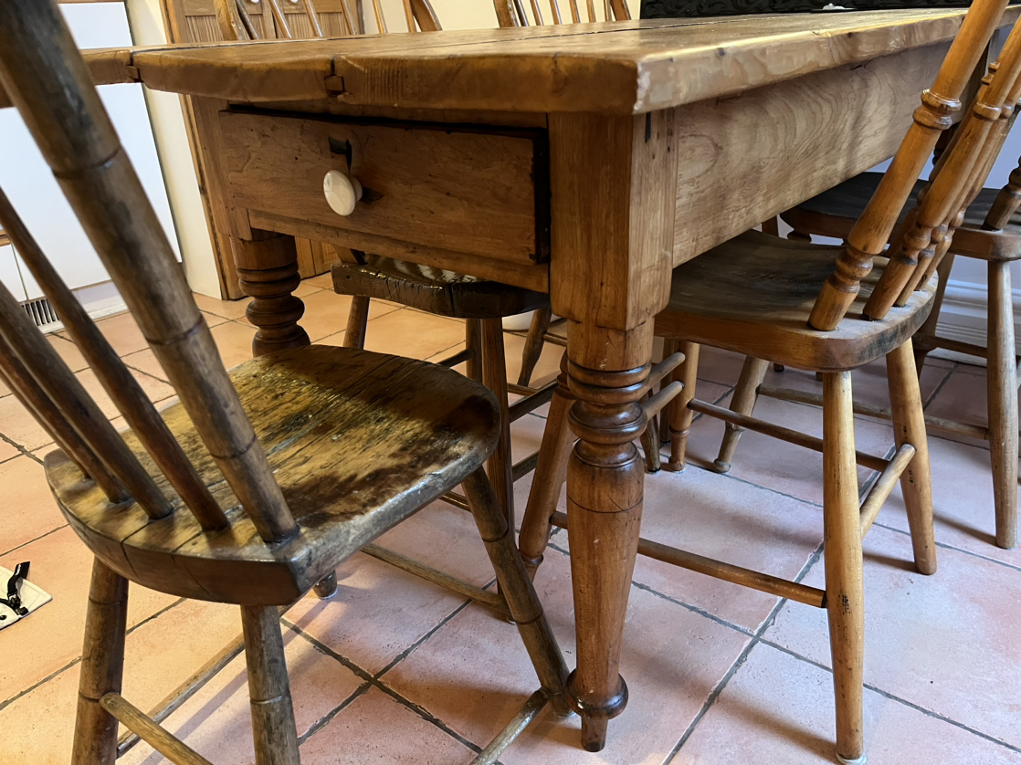 Antique Pine Harvest Kitchen Dinning Table - photo 4