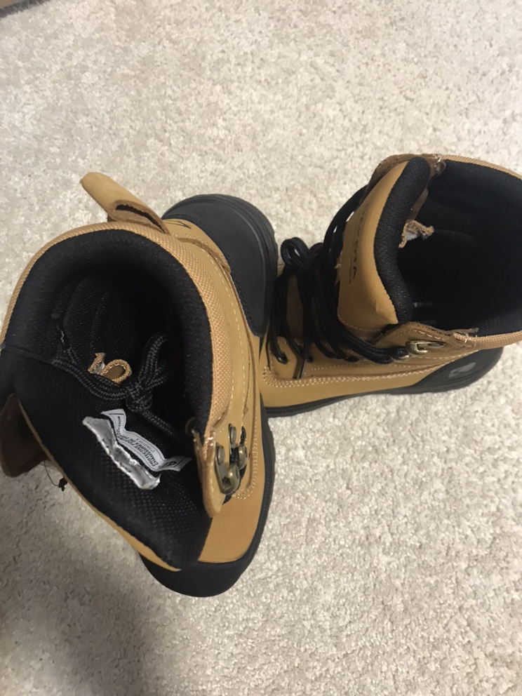 Brand new DAKOTA women safety  shoes - photo 2