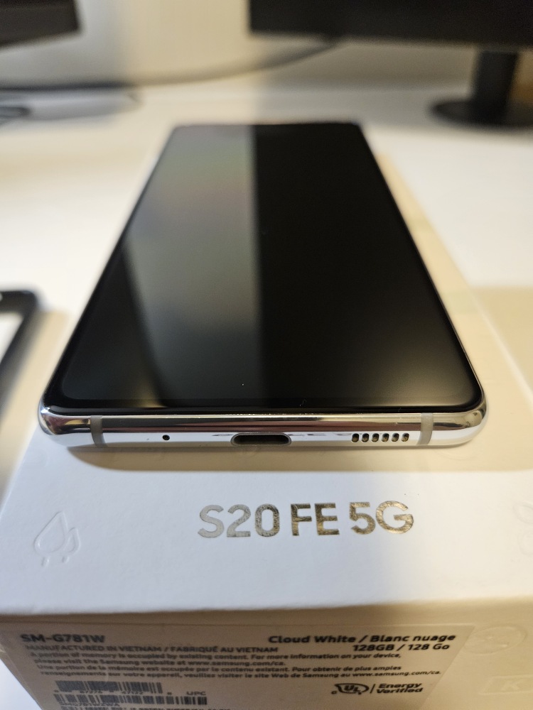 Samsung Galaxy S20 FE (5G) 128GB - photo 2