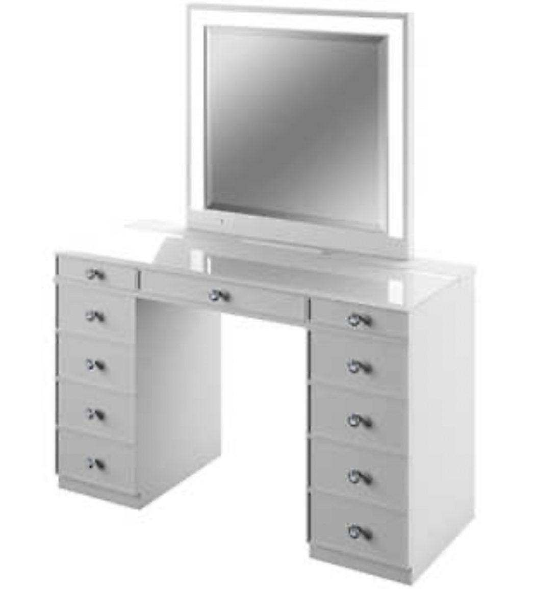 Brand new vanity table
