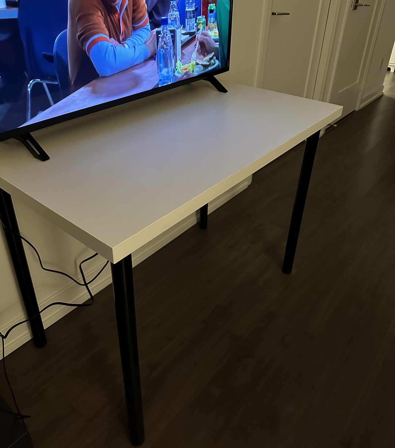 Ikea Table, White/Black, 100X60cm (39 3/8x23 5/8”)