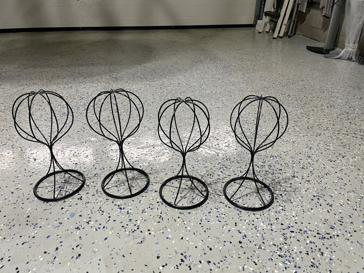 Table top hats stand holder thumbnail
