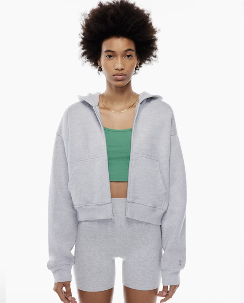 Last chance to get it cheap New with tags aritzia boxy hoodie - photo 5