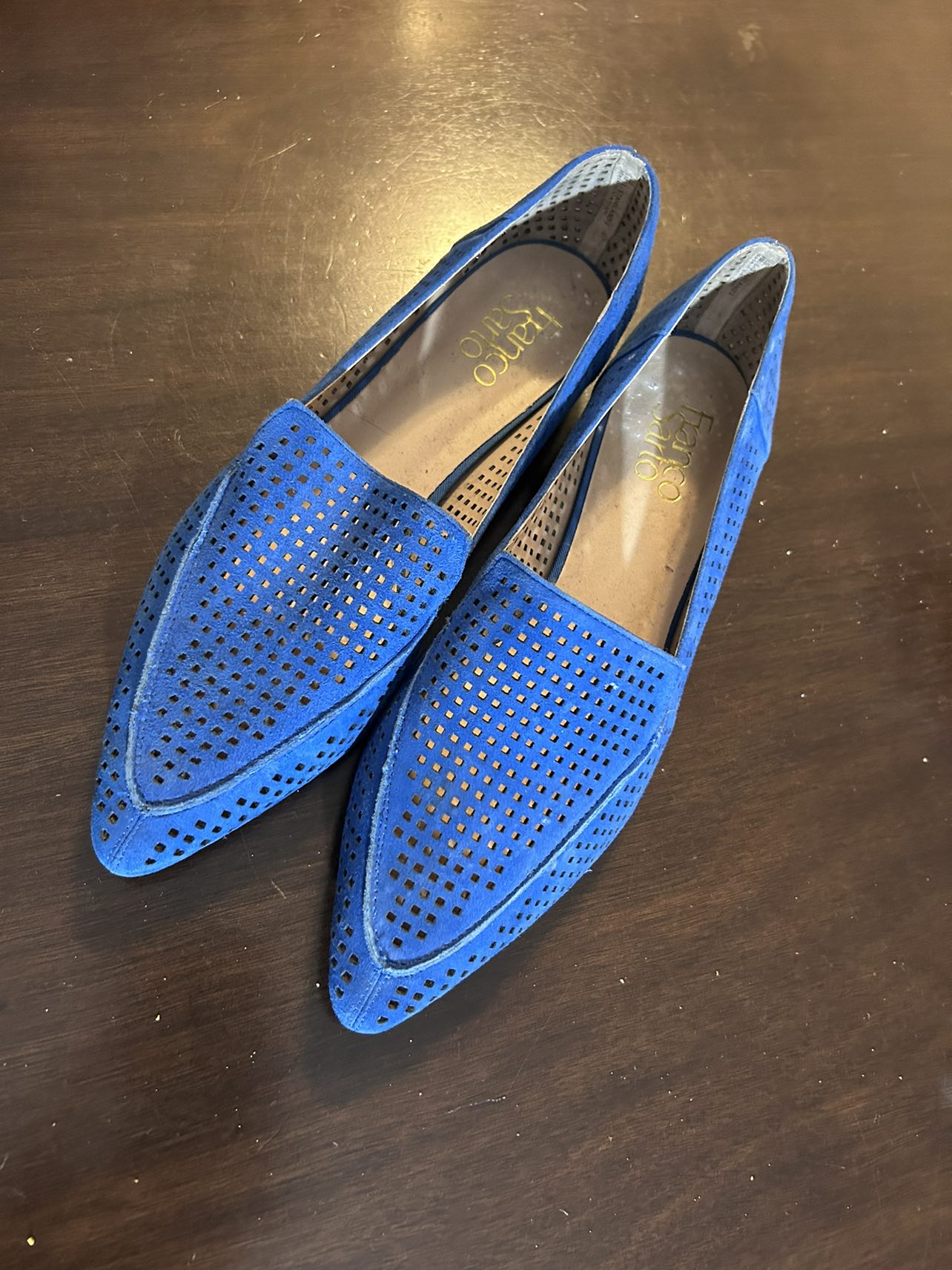 Blue shoes thumbnail