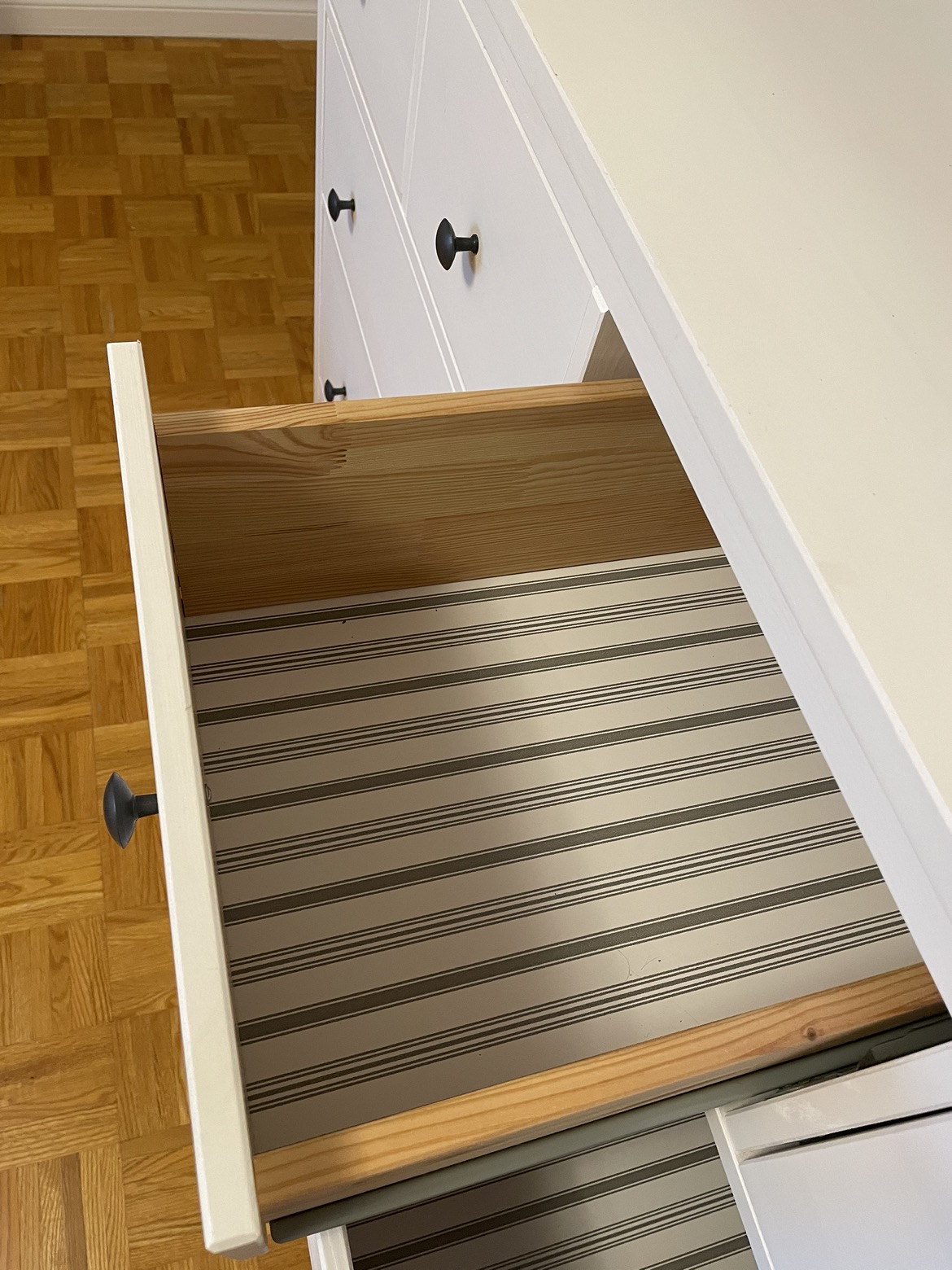 Dresser - photo 3