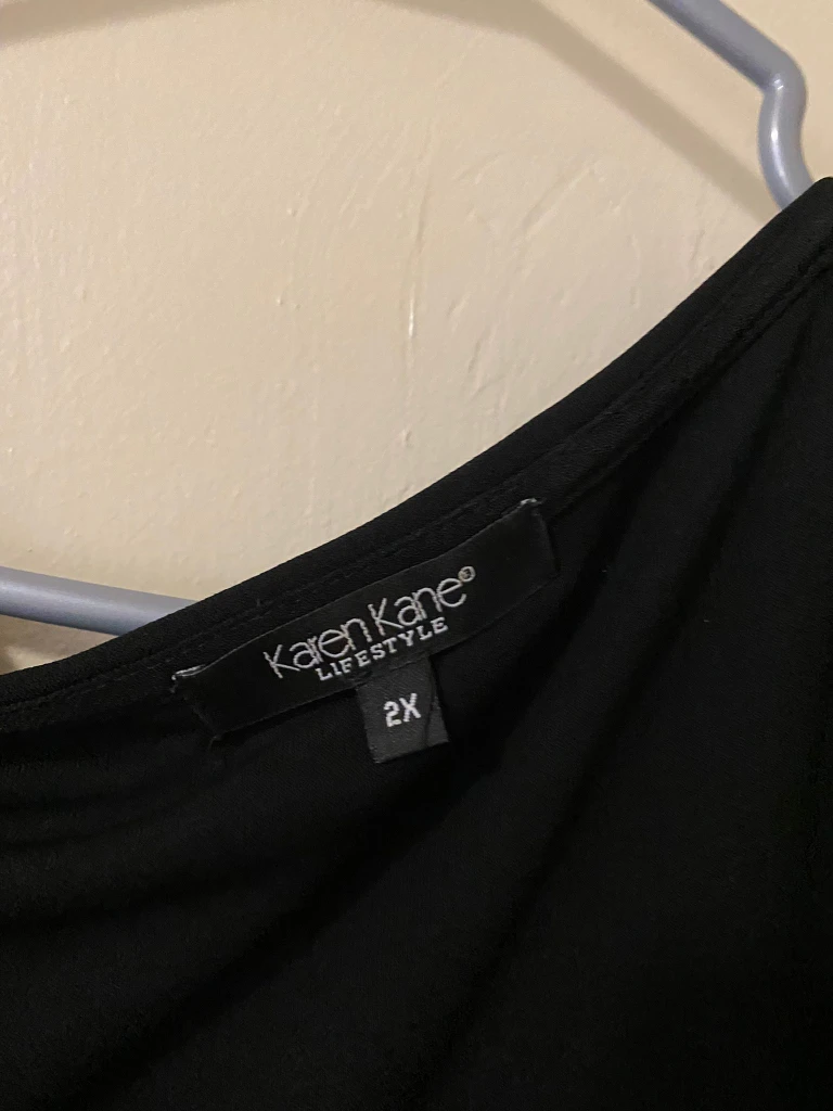 Mondi  Pants, dresses, tops for Sale image indicator(4)