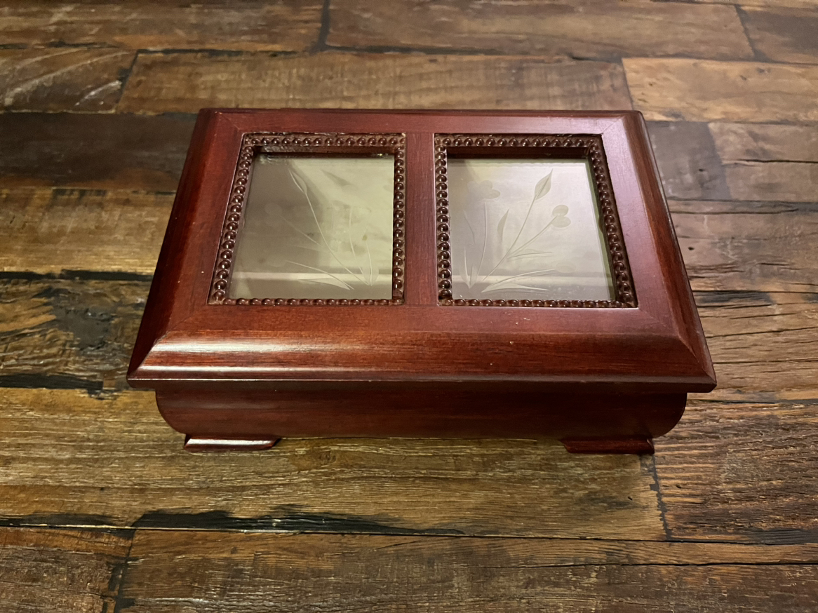 Wooden Jewelry Box thumbnail