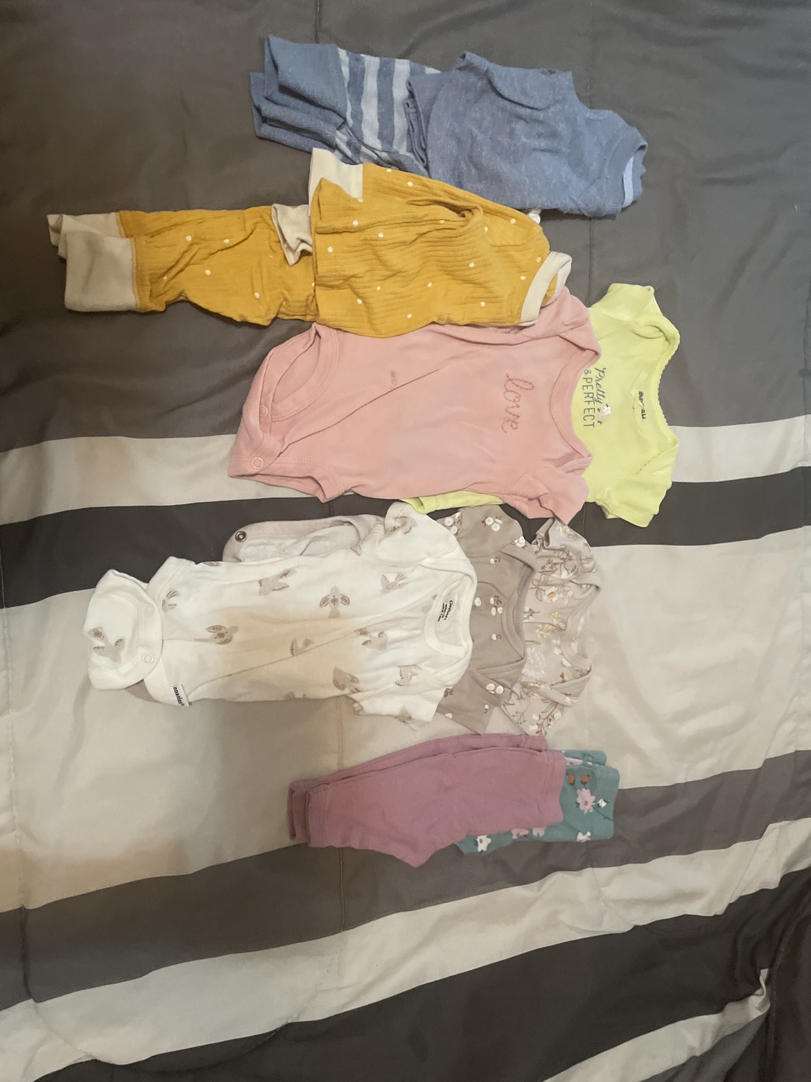 New born clothes lot