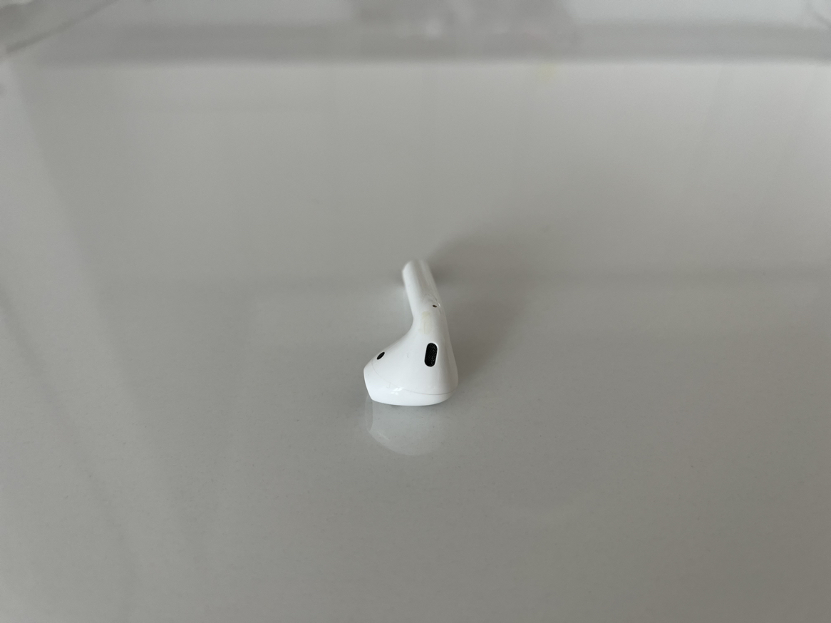 Right AirPod - Gently Used #NYCSellingSpree - photo 3