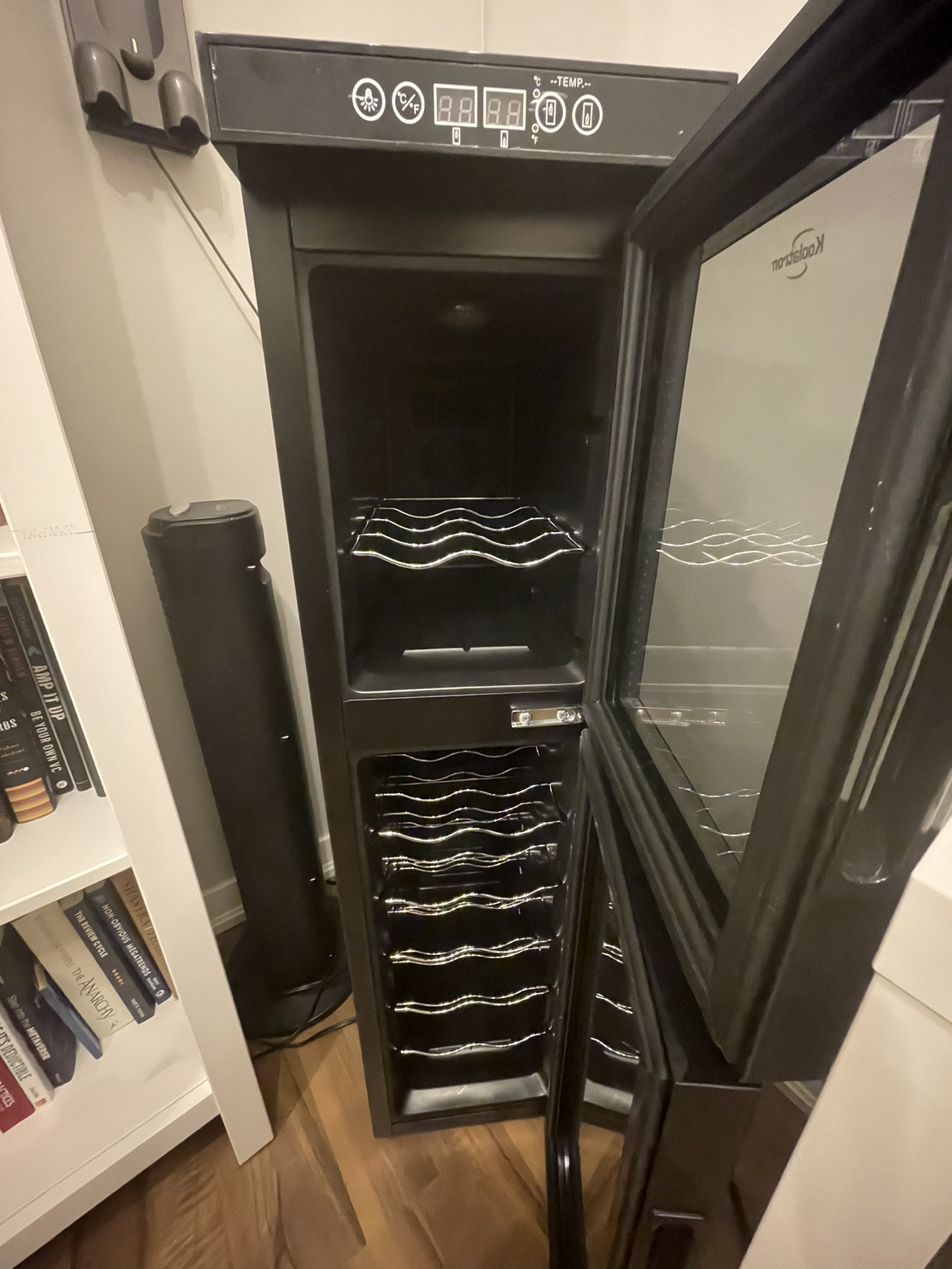 Koolatron Wine Refrigerator - photo 4