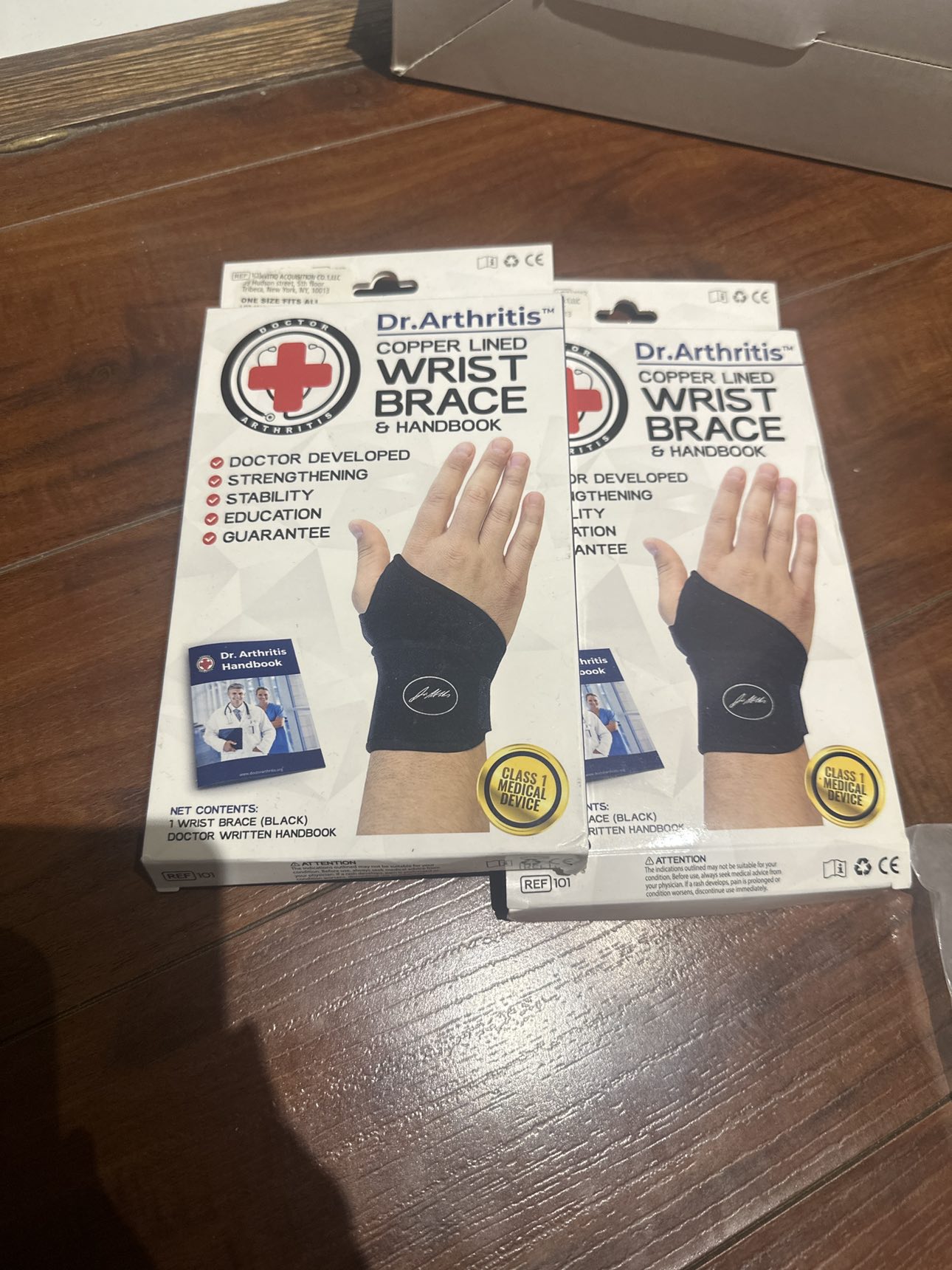 WRIST BRACE