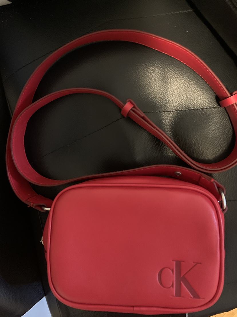 calvin klein thumbnail