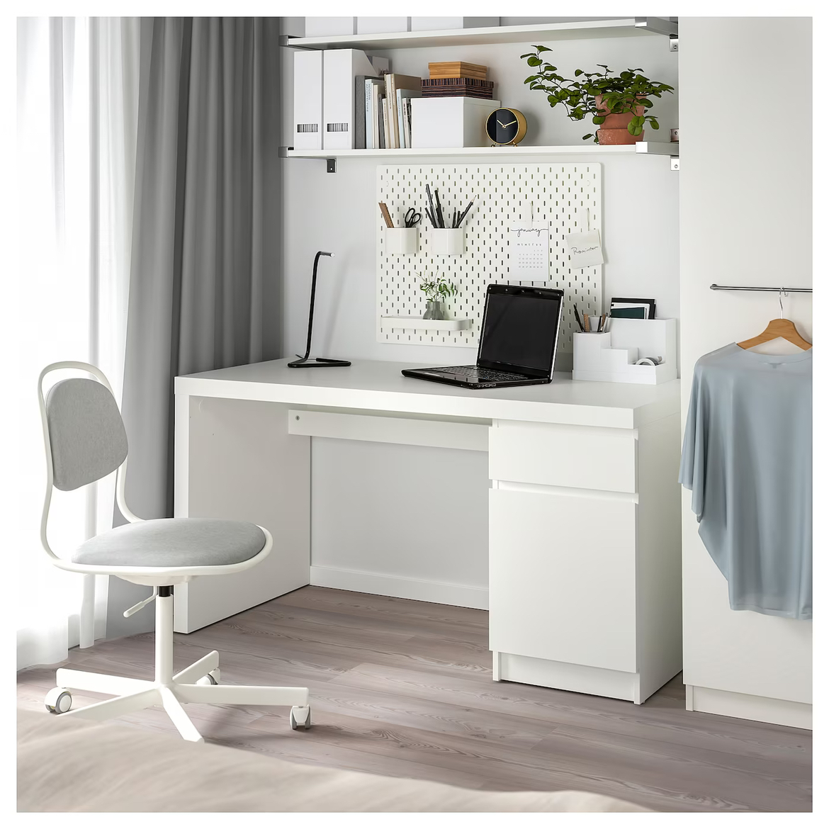 IKEA Malm Desk