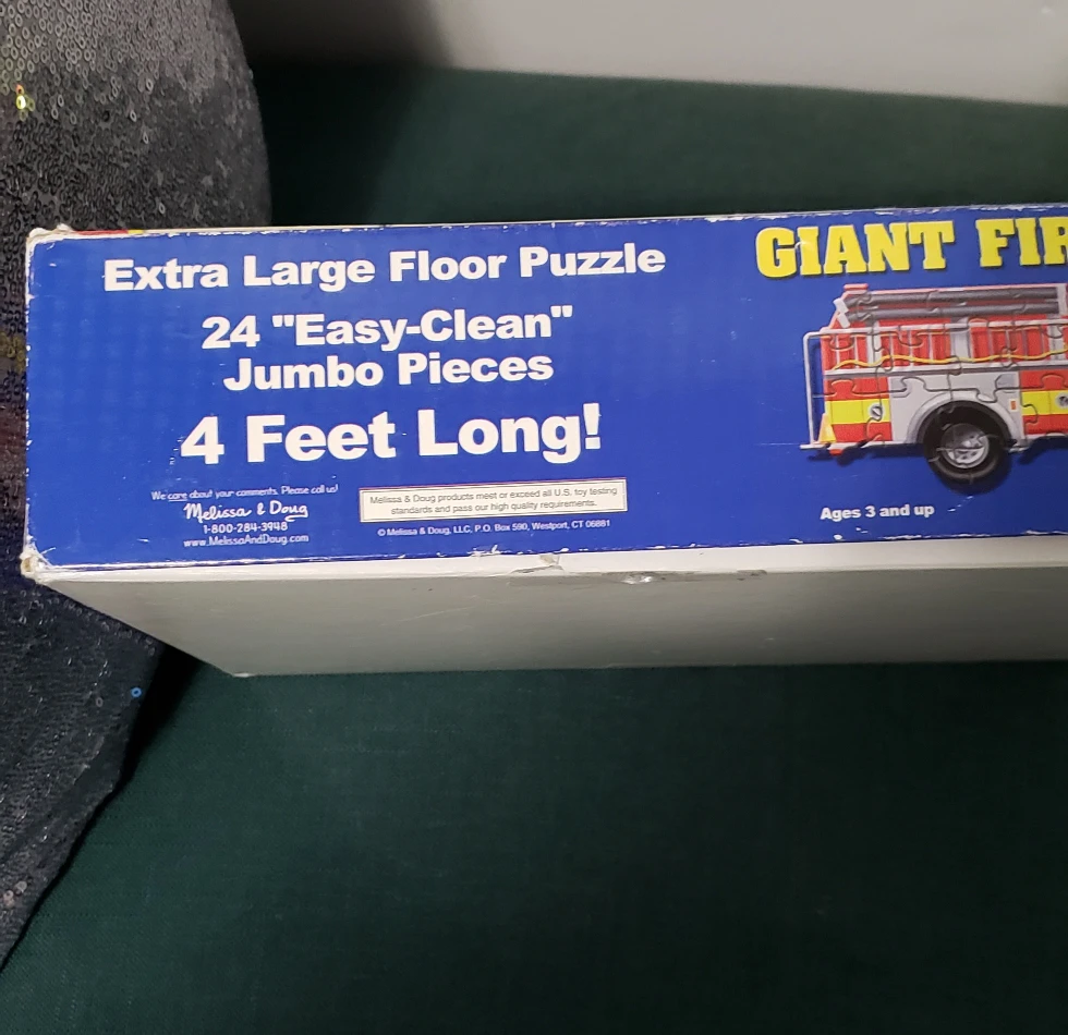 Giant fire truck puzzle - photo 2