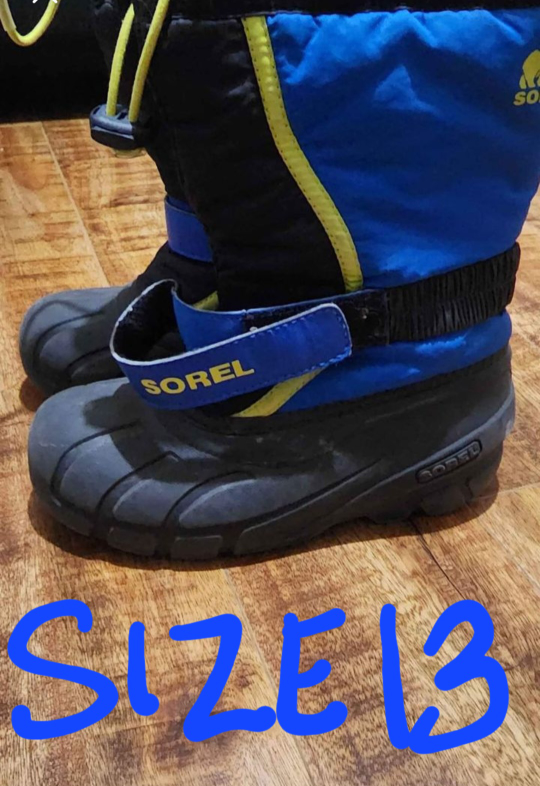 Boy winter boots