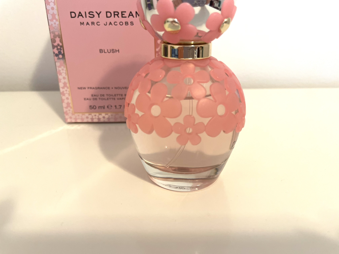 Marc Jacobs Daisy Dream Blush EDT 50ml image indicator(3)