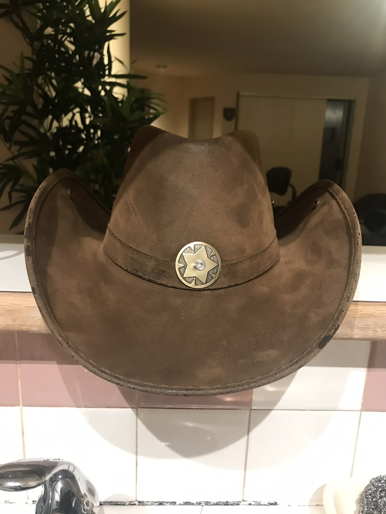FREE …Cowboy hat thumbnail