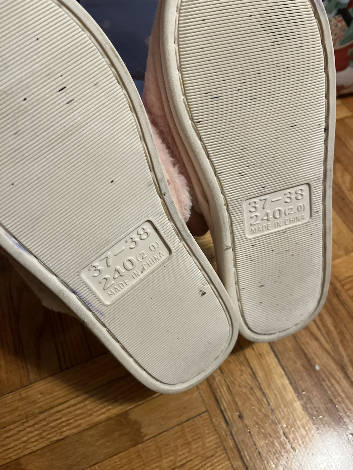 Cozy flip flops image indicator(3)