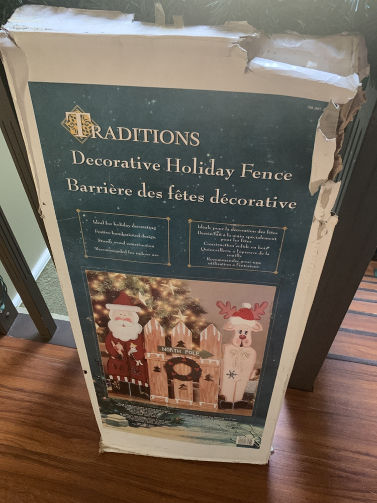 Decorative Holiday Fence image indicator(2)