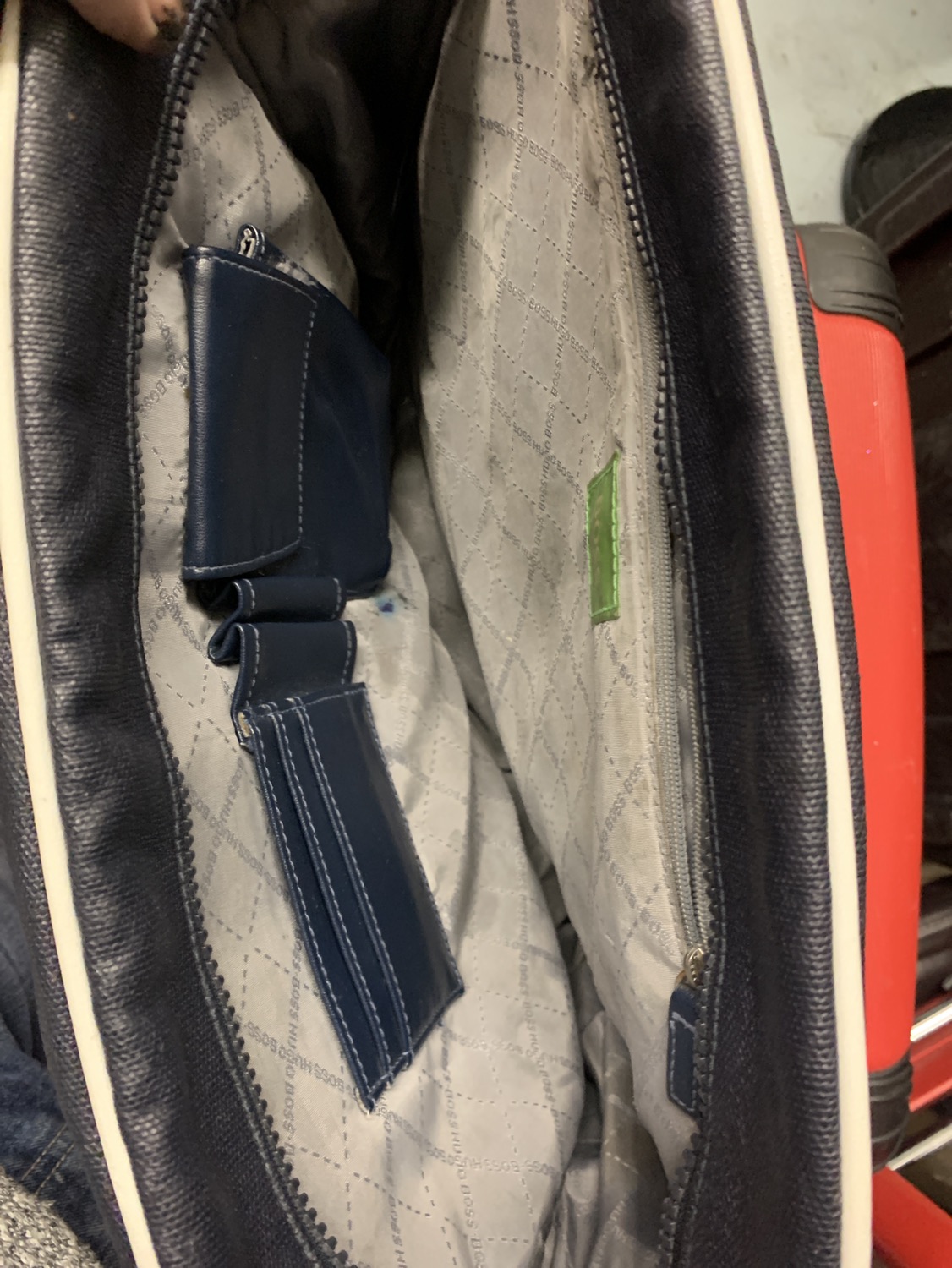 HUGO BOSS  side bag collectors editions for - photo 2