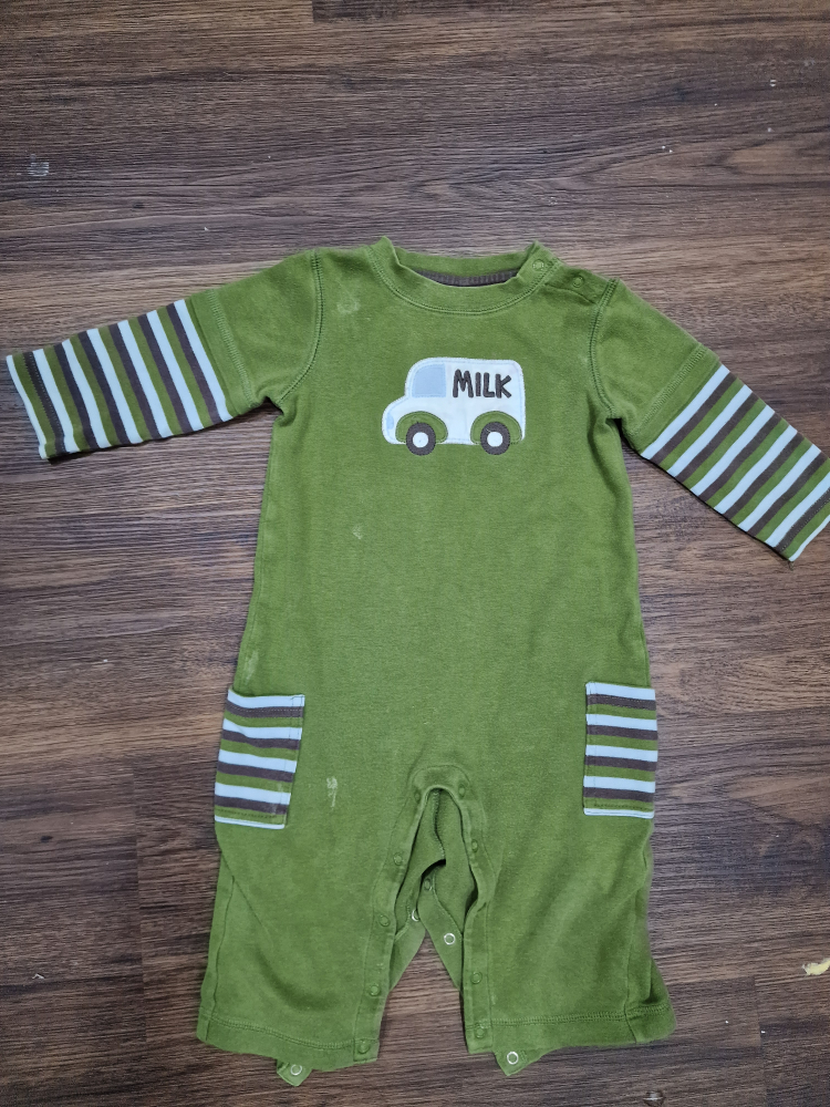 Baby boys clothes - 12 - 18 months (URGENT) image indicator(5)