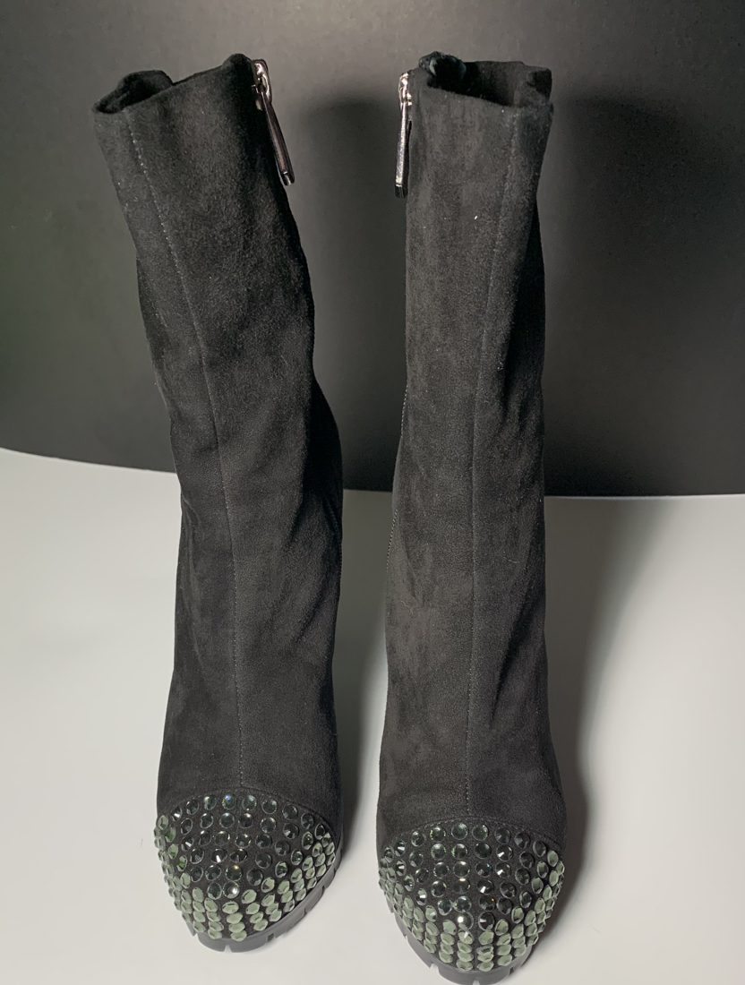 Ankle Boots in Size 10 thumbnail