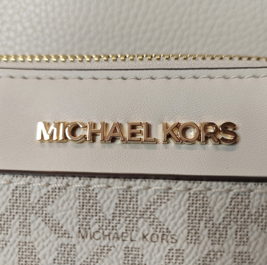 Michael Kors 3 Piece Tote Bag image indicator(5)