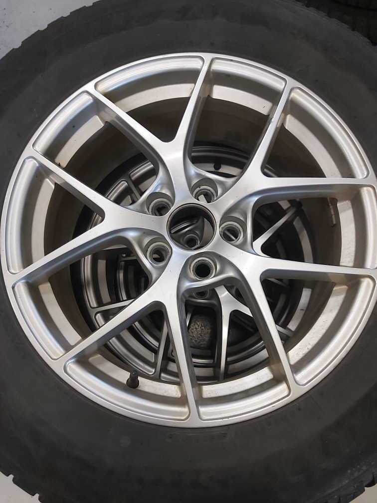 Winter tires with rims thumbnail