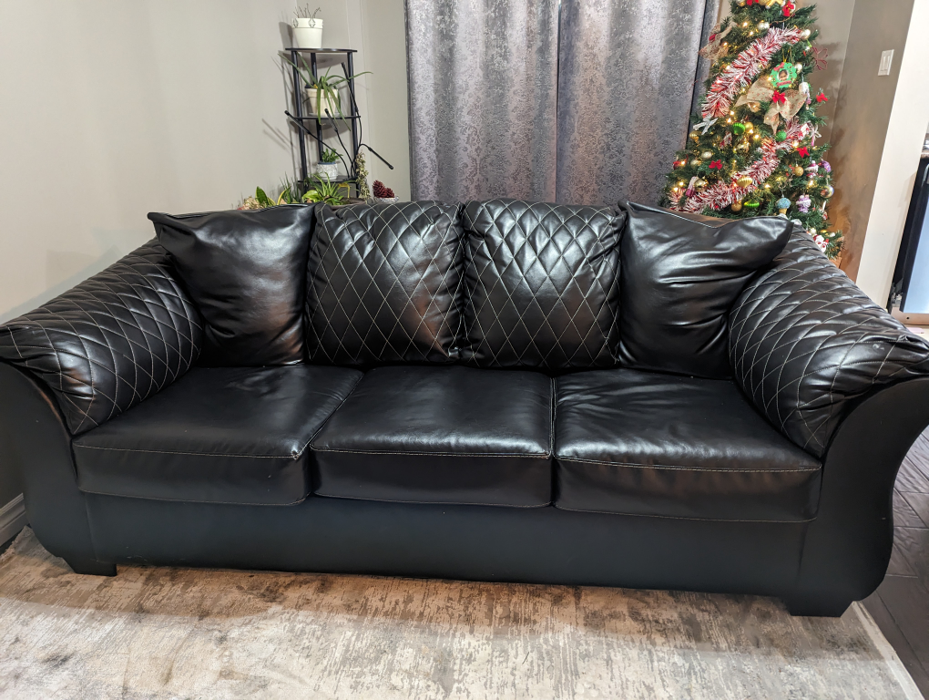 3 sweater sofa 🎁 - photo 3