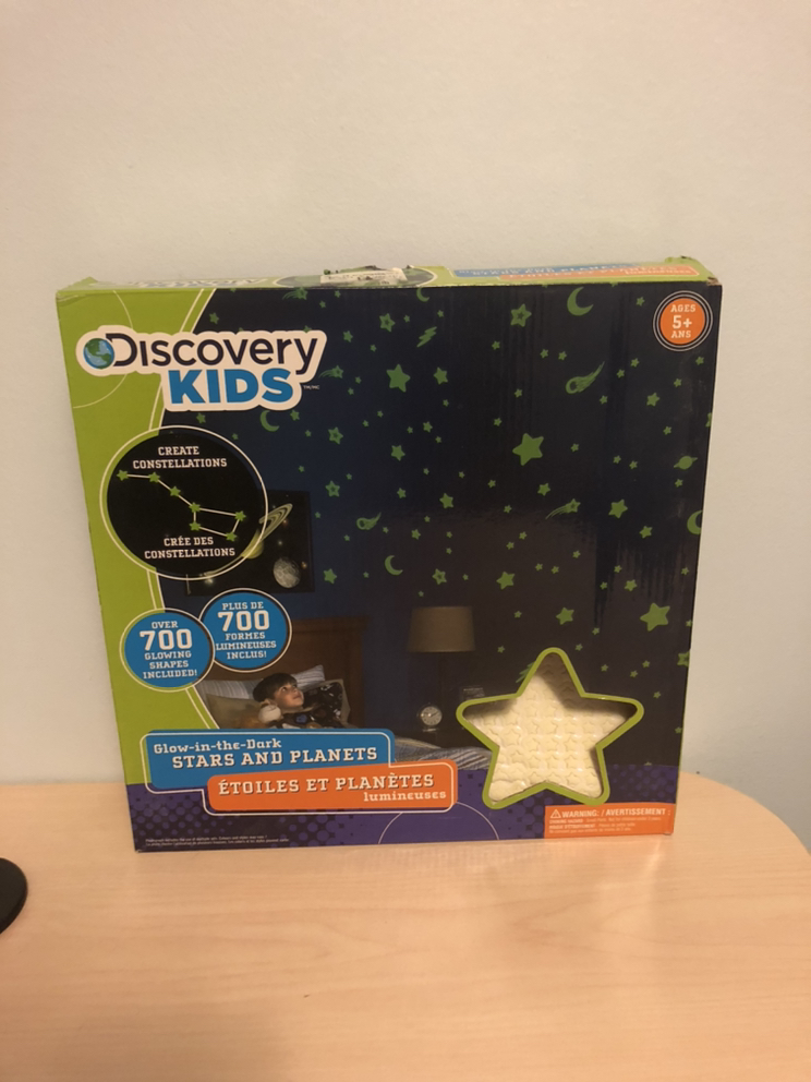 Glow-In-The-Dark Stars And Planets thumbnail