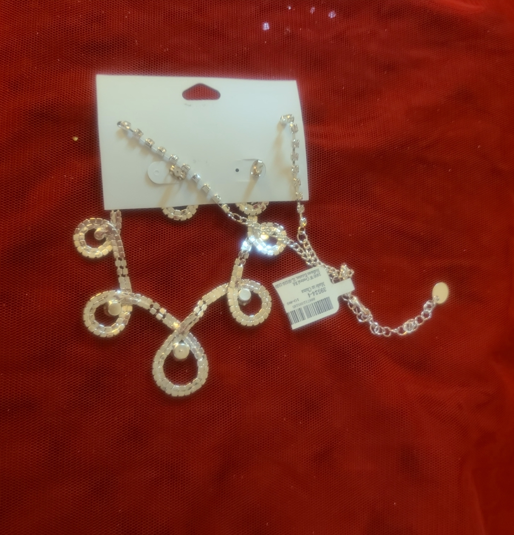 necklace