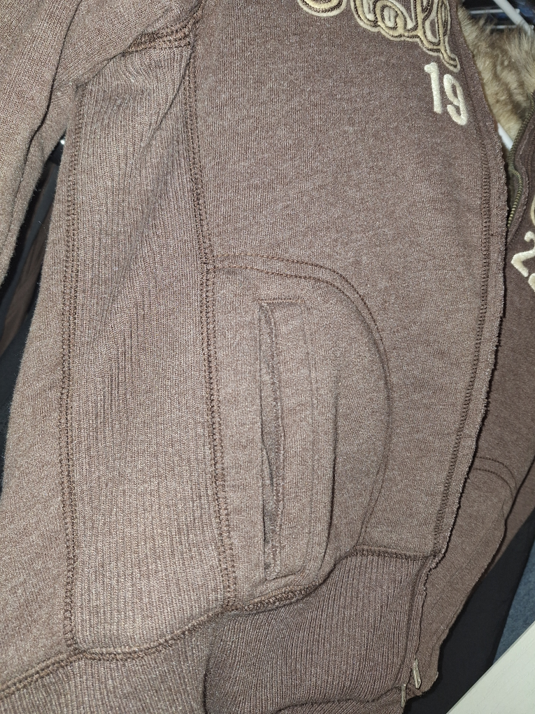 Hollister Faux Fur Hoodie - photo 5