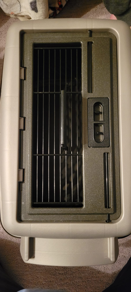 Pet Travel Carrier - photo 2