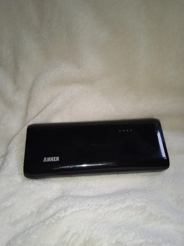 Anker power bank thumbnail