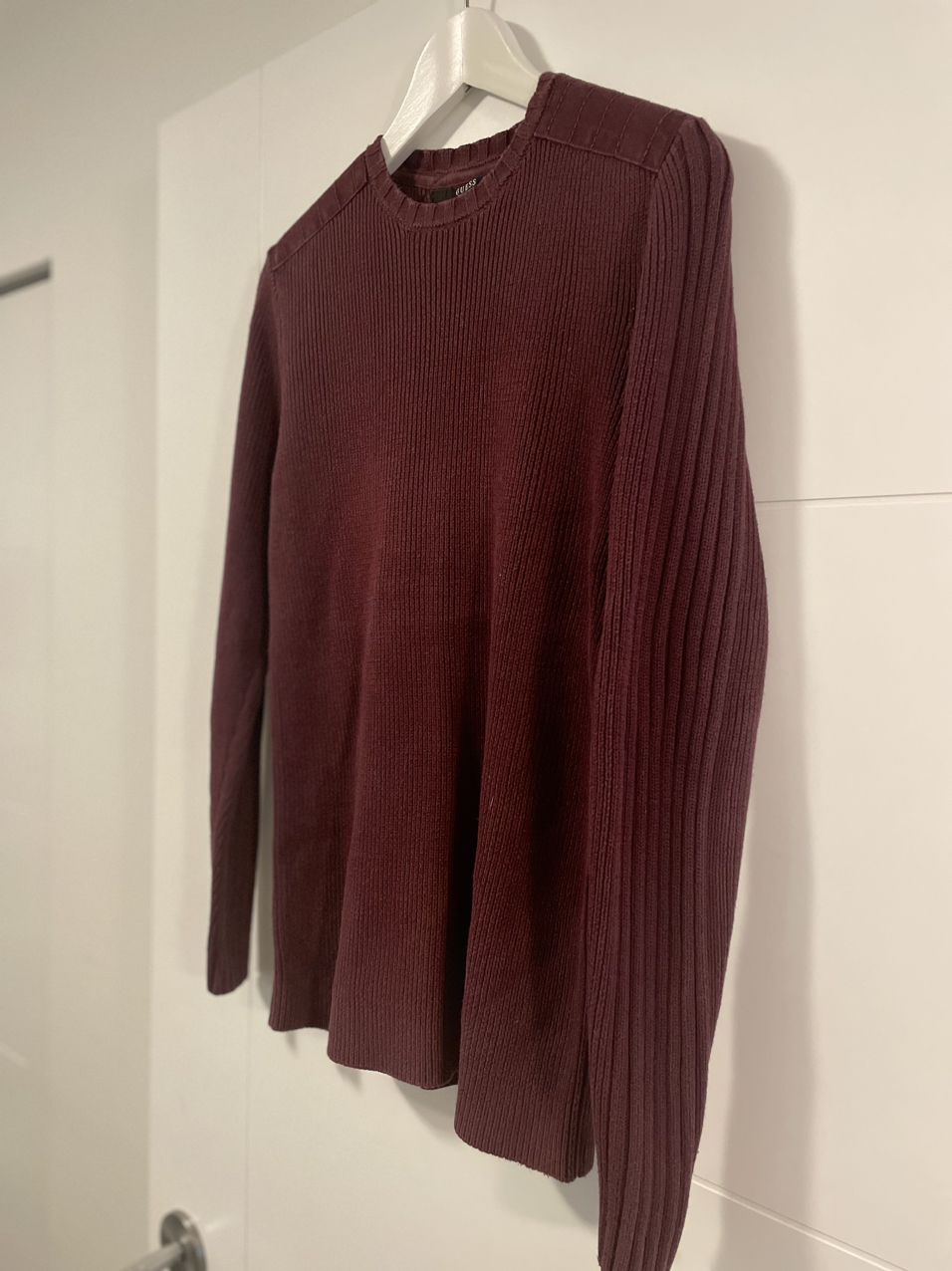 GUESS Sweatshirt #freecycle - photo 3