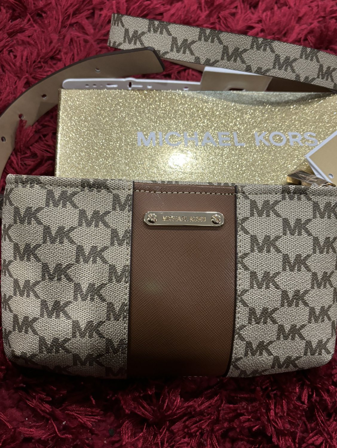 Michael Kors Belt Bag New image indicator(4)