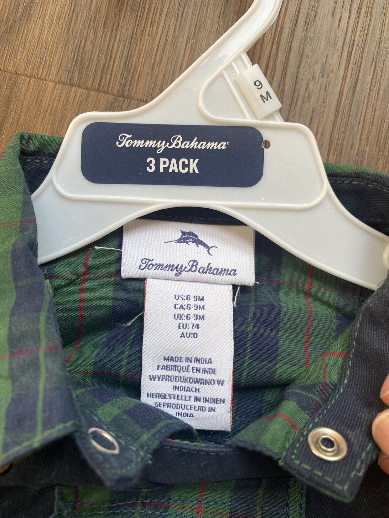 🎁 NWOT Tommy Bahama 3pc outfit image indicator(2)
