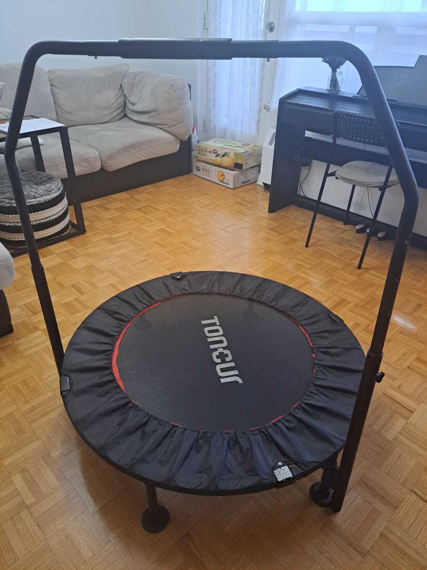 Indoor Trampolin with handle