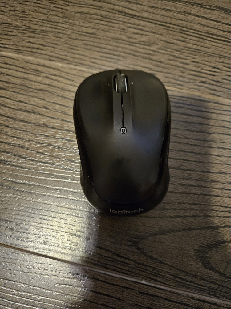 Logitech M325 Wireless Mouse #SellingSpree thumbnail