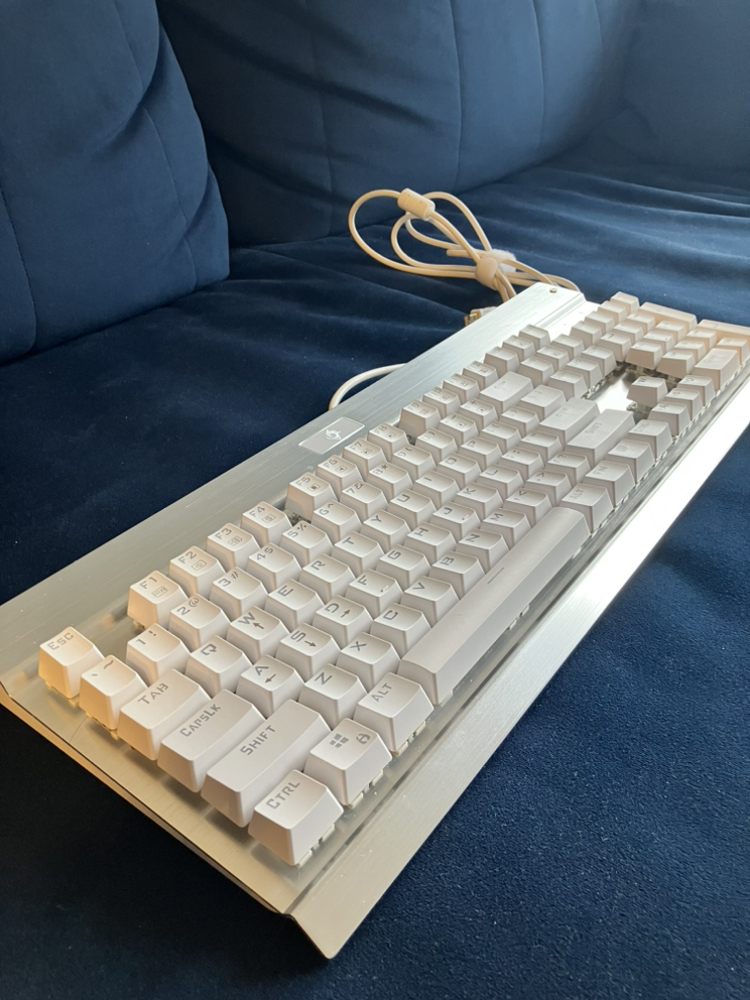 EagleTec KG011 gaming keyboard image indicator(2)