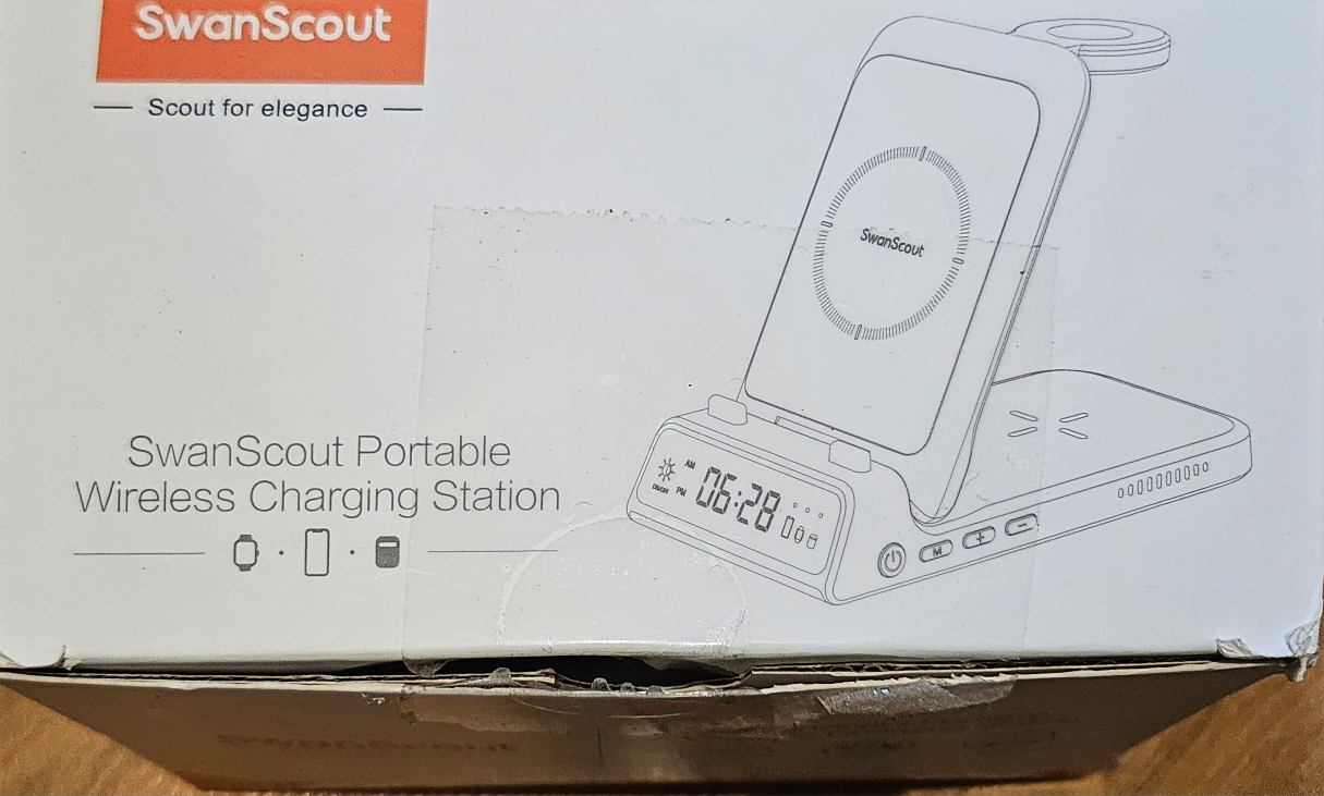 SwanScout portable wireless charging Station