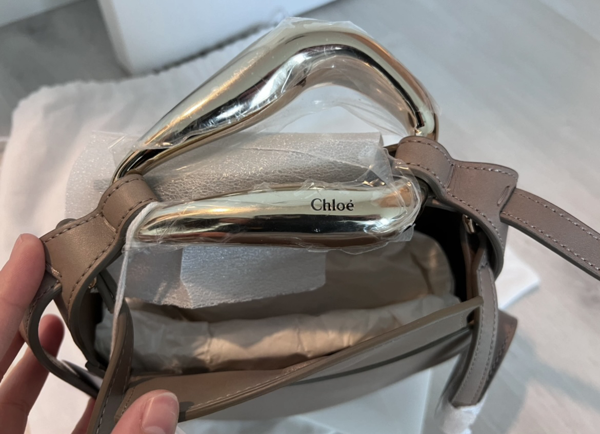 Chloe Kiss Small Bag image indicator(3)