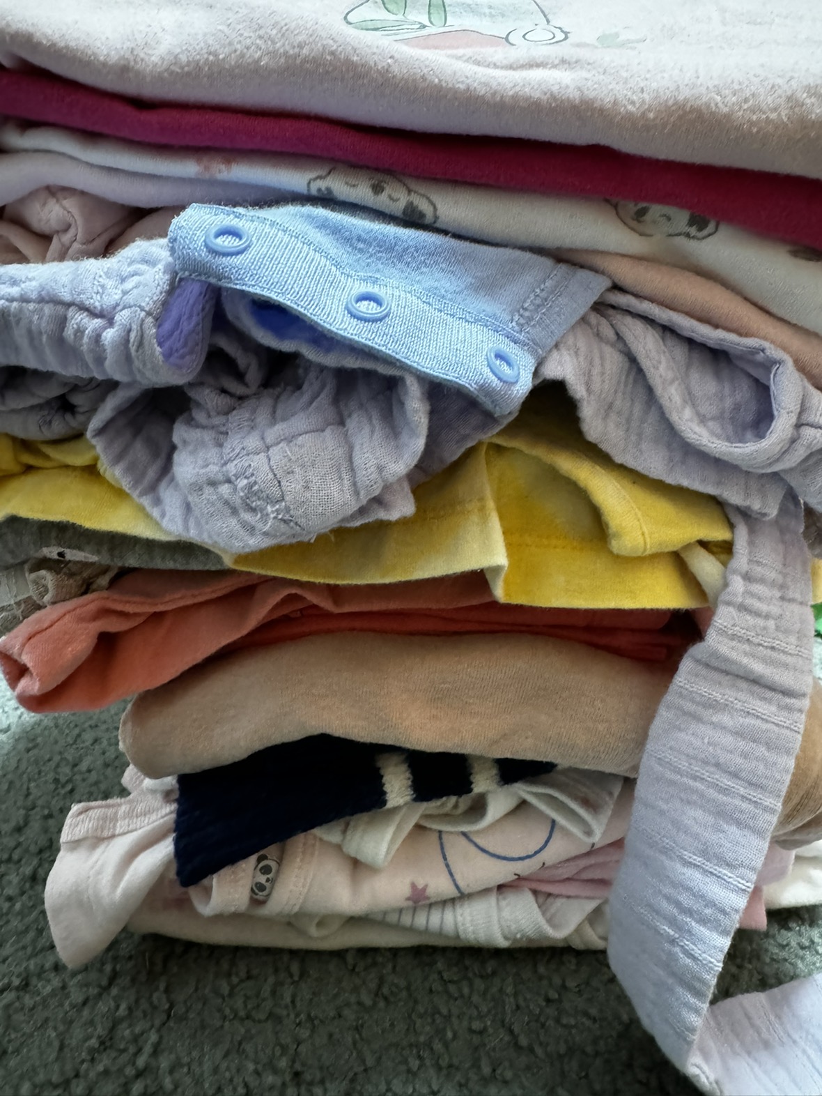 Free baby girl cloth and shoes 12-24 month - photo 3
