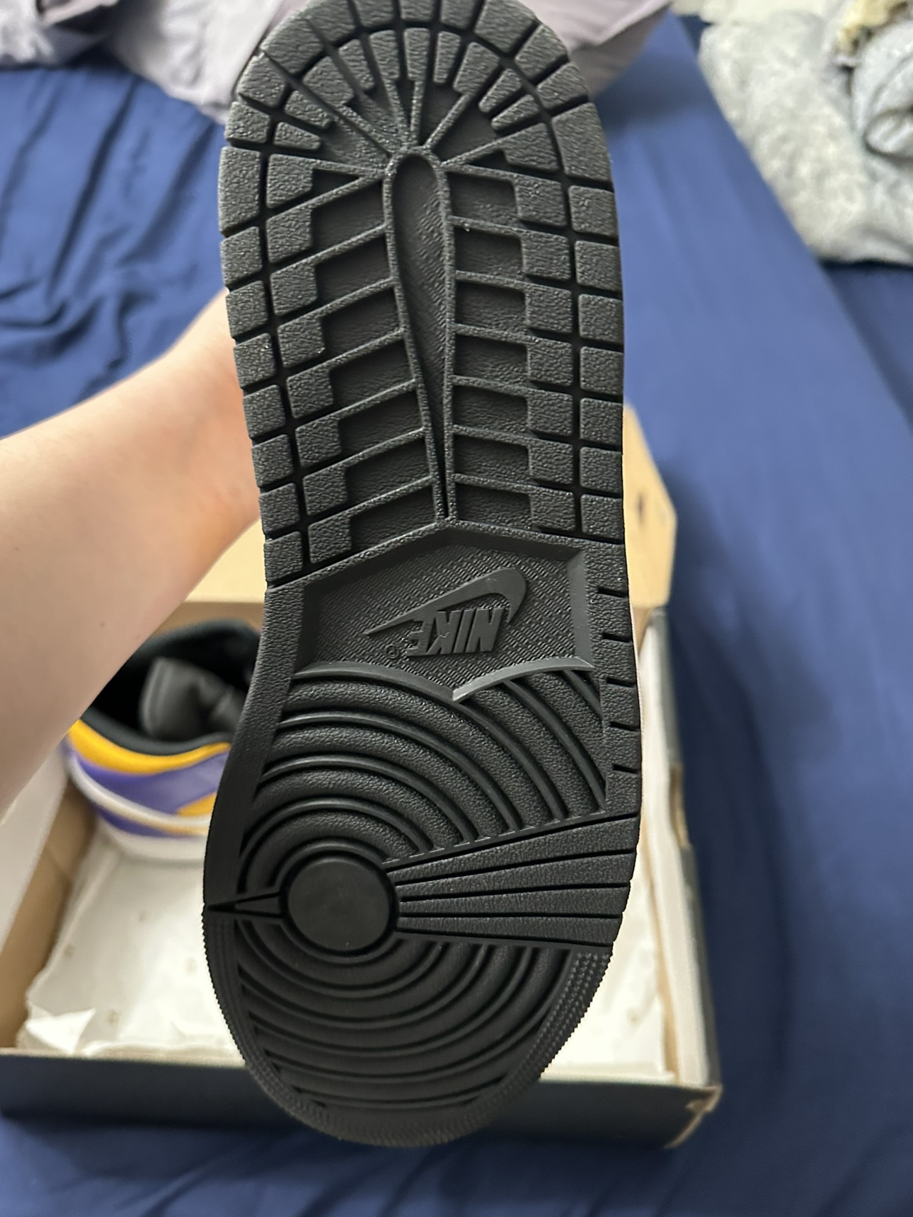 Jordan shoes size 10 image indicator(5)