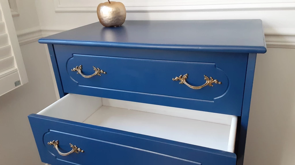 Beautifully Refinished Royal Blue Dresser! - photo 5