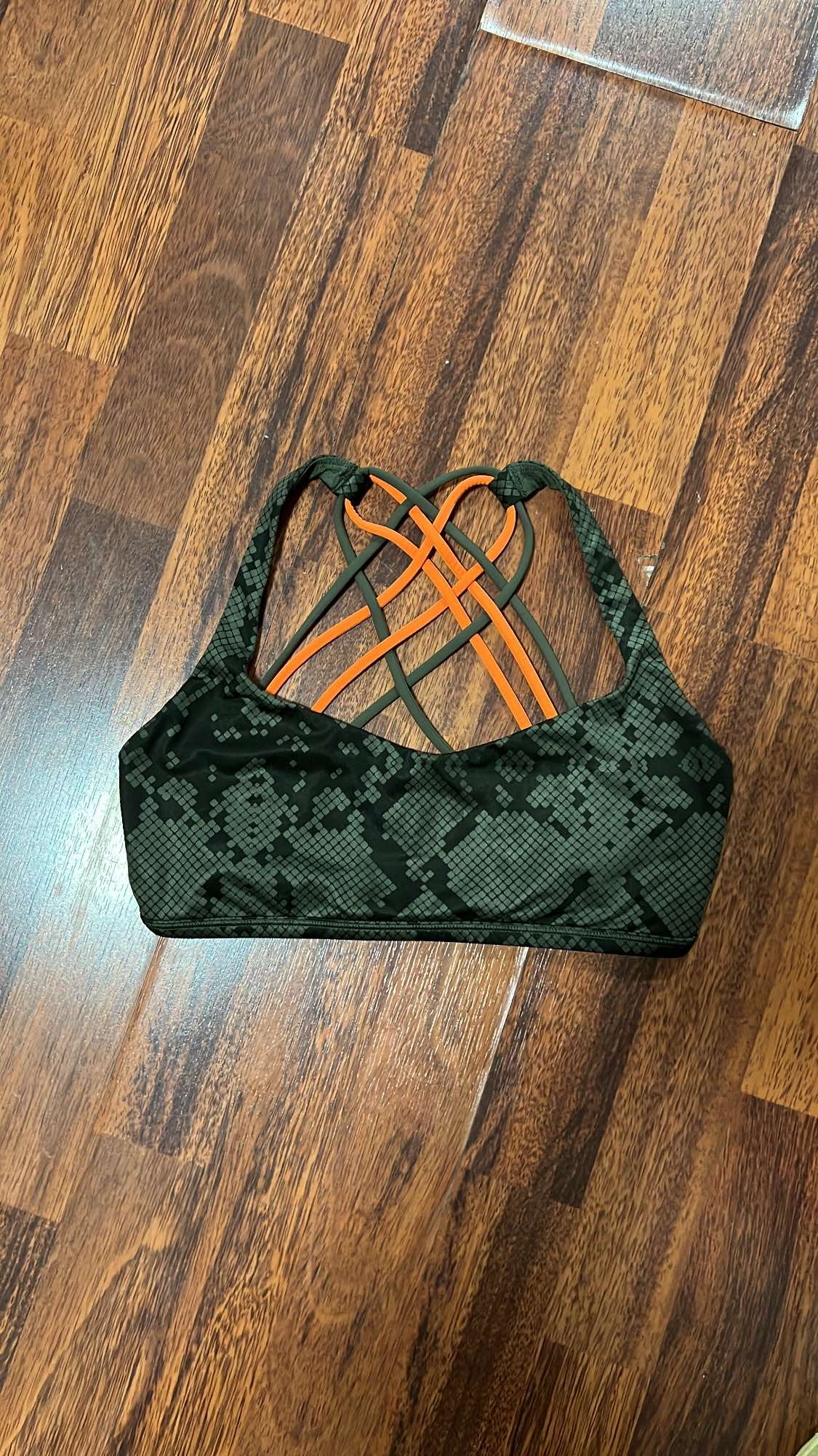 Lululemon Free To Be *Wild size 8 thumbnail